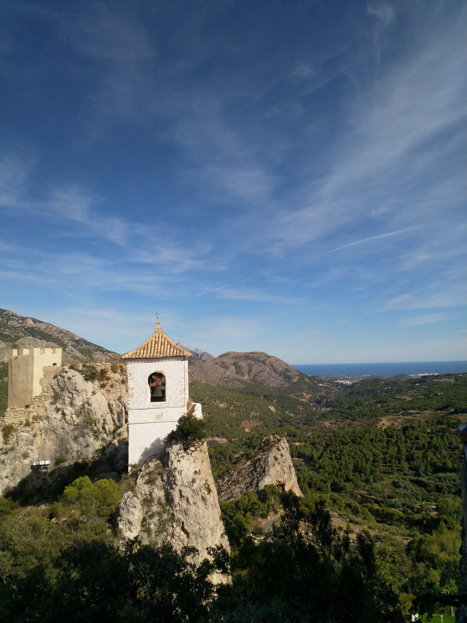 guadalest tower with blue skies