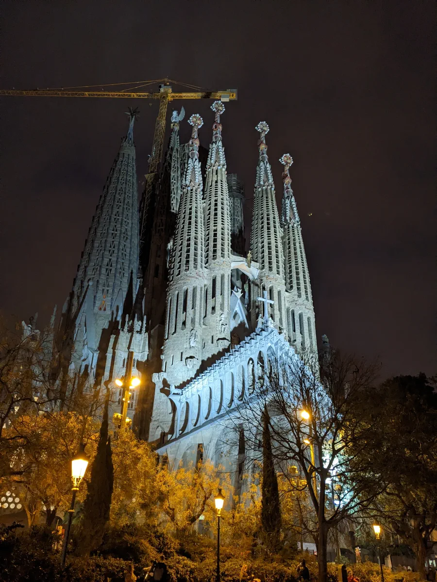 la sagrada familia in the evening light