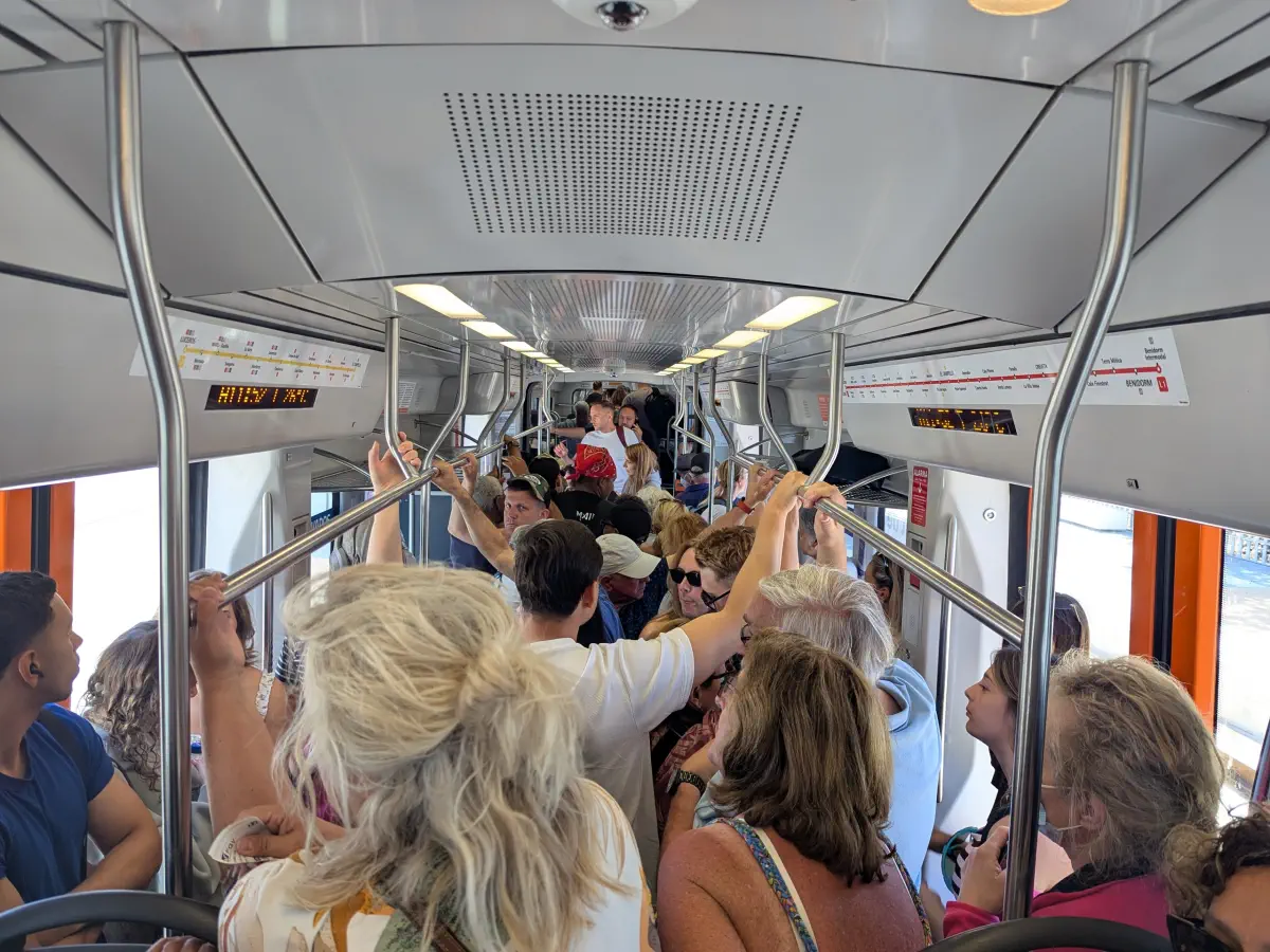 a full L1 tram between alicante and benidorm