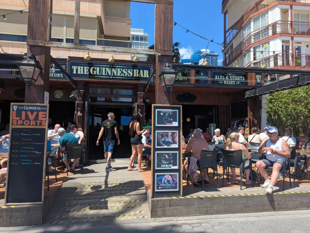 Benidorm Nightlife: Best Bars, Clubs & Shows Guide